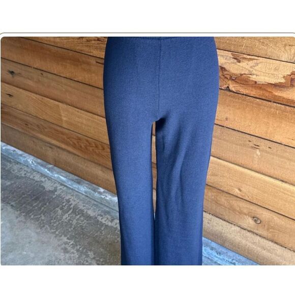 St. John 3-Piece Knit Set - Picture 13 of 16